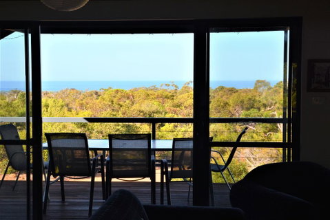 Surinam - Accommodation Broome 0
