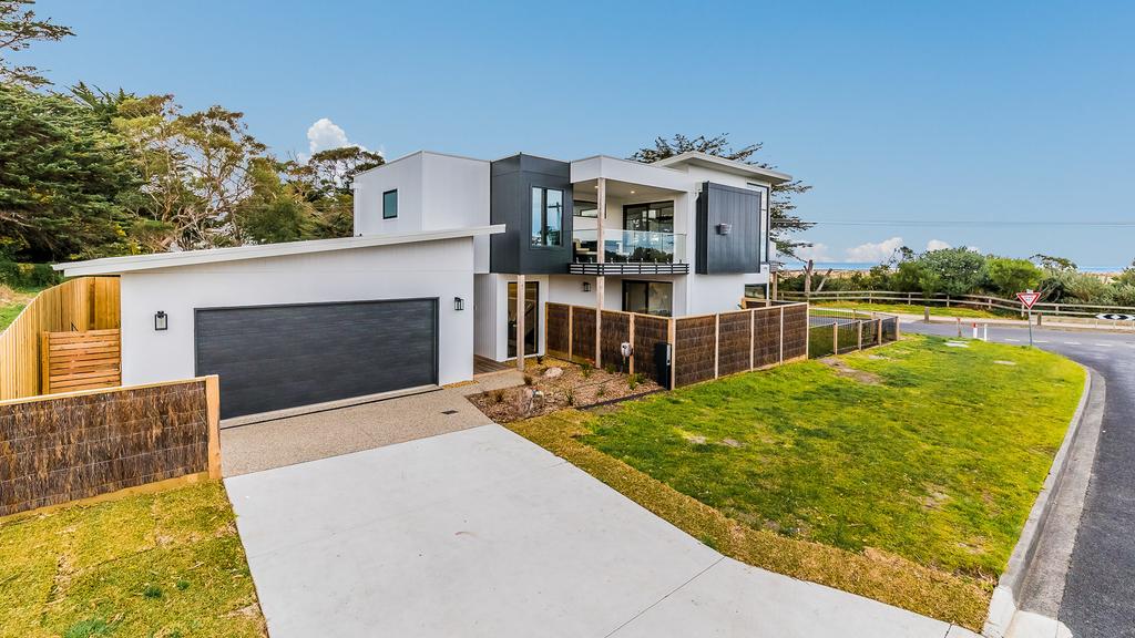 Inverloch VIC Accommodation Broome