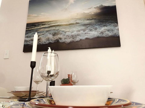 Sweet Dreams House & Big Garden & Near Station - Accommodation Broome 2