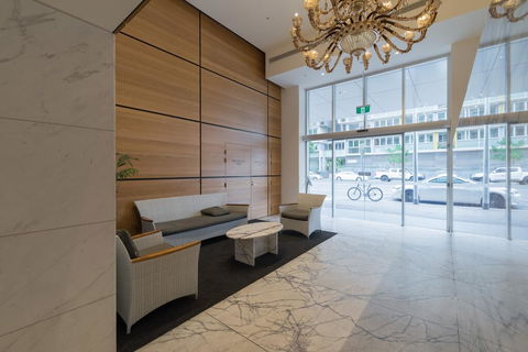 Tasha's Apartments On Morphett - Accommodation Broome 1