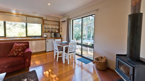 Parnella Kettering - Accommodation Broome 18