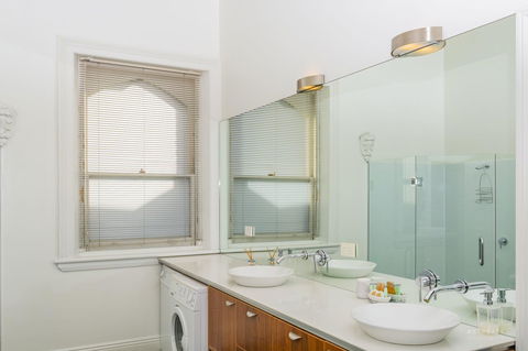 Roxburgh House Apartments - Accommodation Broome 3