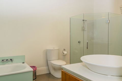Roxburgh House Apartments - Accommodation Broome 4