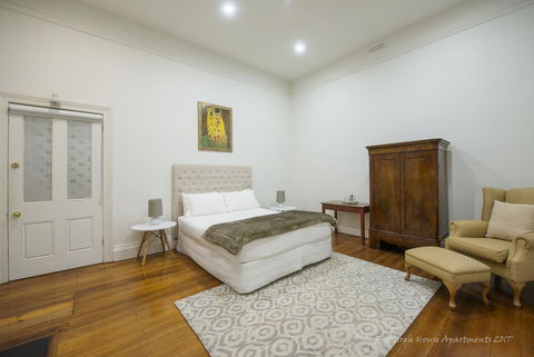 Roxburgh House Apartments - Accommodation Broome 8