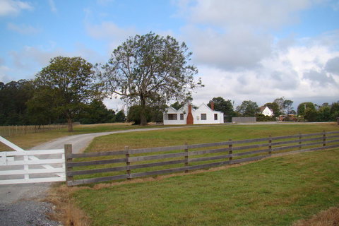 Buttons Cottage For Canyon & Rain Forest Walks With In House Dining - Accommodation Broome 16