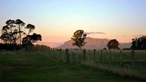 Buttons Cottage For Canyon & Rain Forest Walks With In House Dining - Accommodation Broome 31