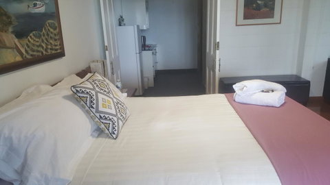 AppleBay Guest House - Accommodation Broome 25
