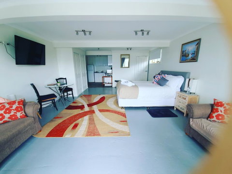 AppleBay Guest House - Accommodation Broome 1