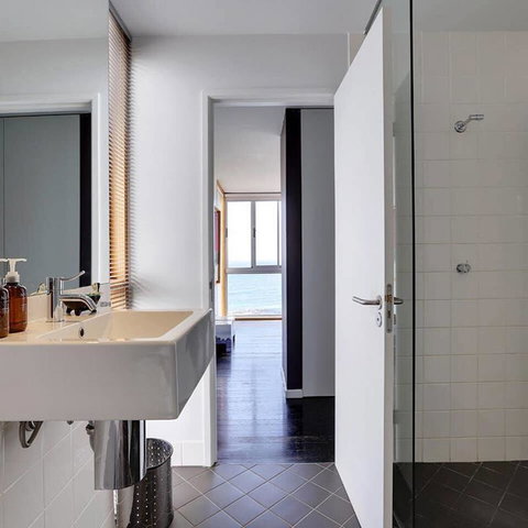 Holland House Bay Of Fires - Accommodation Broome 8