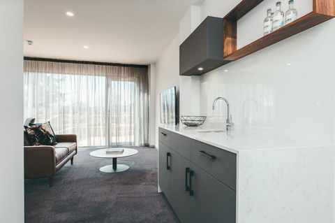 Maylands Lodge - Accommodation Broome 29