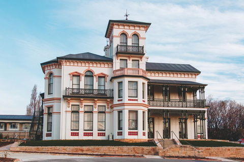 Maylands Lodge - Accommodation Broome 17