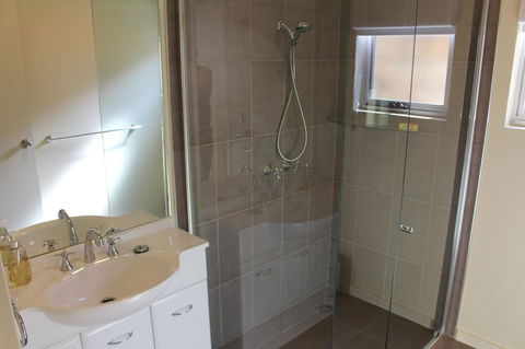 Villa 2 Bay Of Fires - Accommodation Broome 17