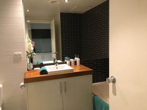 Lorne World - Accommodation Broome 42