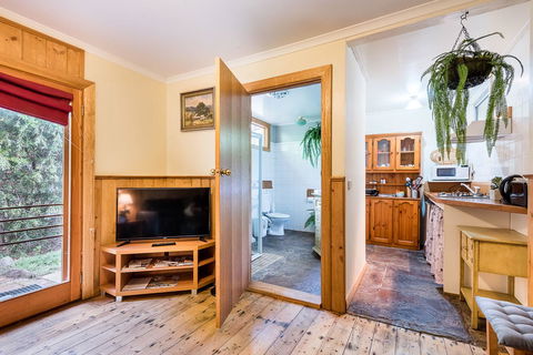 Avalon House - Accommodation Broome 42