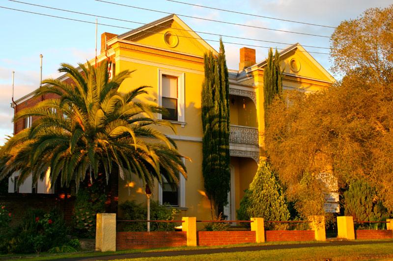 Castlemaine VIC Accommodation Broome
