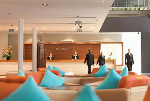 PARKROYAL Melbourne Airport - Accommodation Broome 8