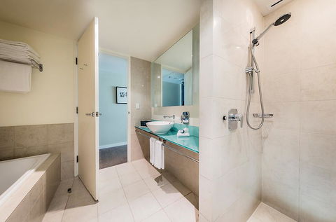 PARKROYAL Melbourne Airport - Accommodation Broome 4