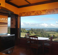 A Cottage with a View at Tudor Ridge - Accommodation Broome