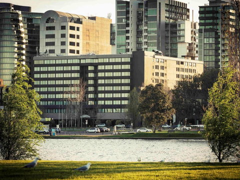 Mercure Melbourne Albert Park - Accommodation Broome 0