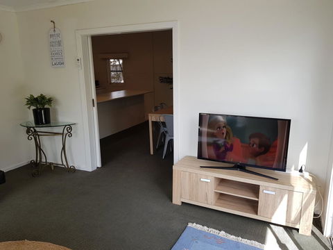 Dromana Holiday Beach House - Accommodation Broome 1
