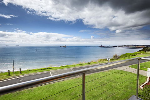 Clifftop Apartments Portland Vic - Accommodation Broome 12