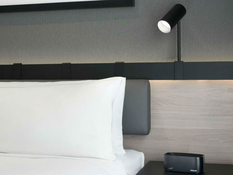 Vibe Hotel Melbourne Docklands - Accommodation Broome 13