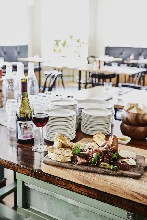 Plough Hotel - Accommodation Broome 23