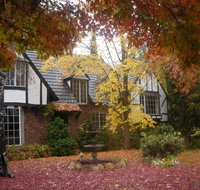 Merrimeet Cottages