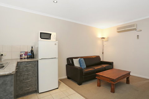 Quality Inn & Suites The Menzies - Accommodation Broome 39