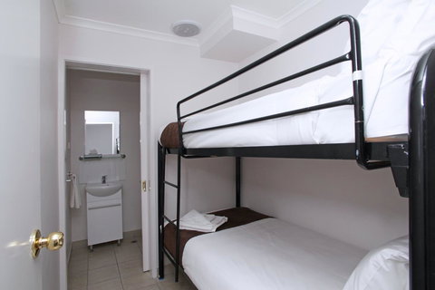 Quality Inn & Suites The Menzies - Accommodation Broome 27