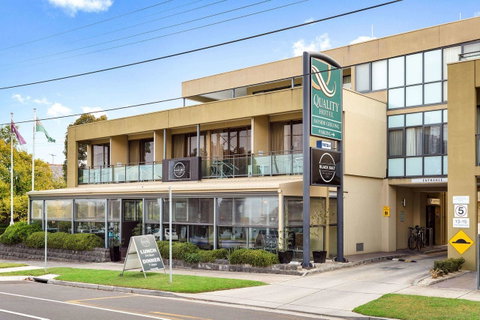 Quality Hotel Bayside Geelong - Accommodation Broome 0