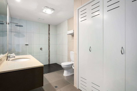 Quality Hotel Bayside Geelong - Accommodation Broome 14