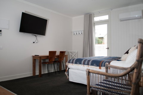 Anchor Geelong - Accommodation Broome 1