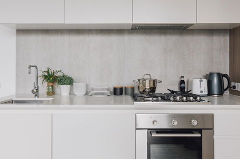 Cosmo Central Hotel Apartment - Accommodation Broome 40