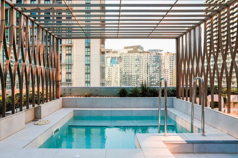 Cosmo Central Hotel Apartment - Accommodation Broome 18