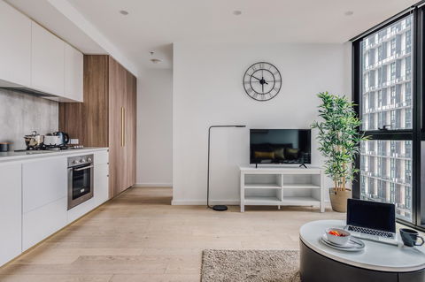 Cosmo Central Hotel Apartment - Accommodation Broome 25