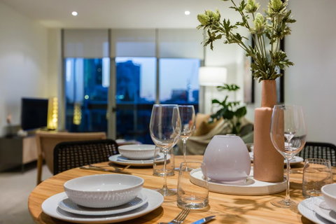 Auguste, Melbourne CBD Private Accommodation With Parking - Accommodation Broome 12