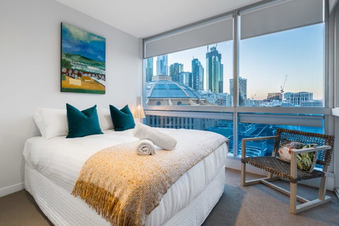 Auguste, Melbourne CBD Private Accommodation With Parking - Accommodation Broome 0