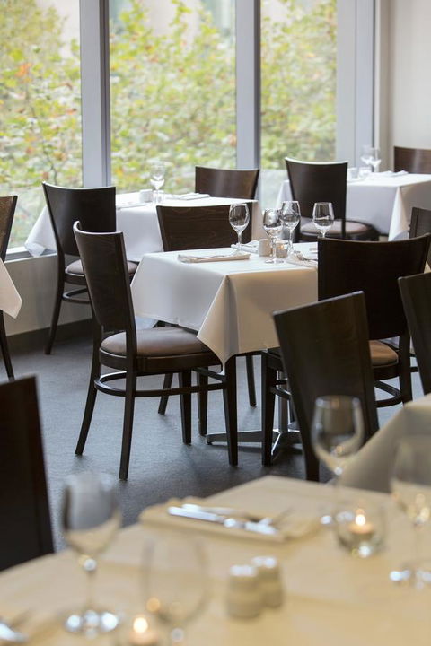 Oaks Melbourne On Collins Suites - Accommodation Broome 10