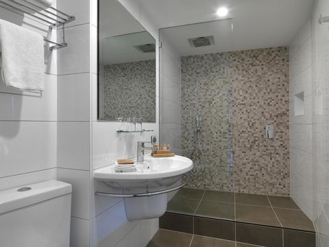 Hotel Grand Chancellor Melbourne - Accommodation Broome 6