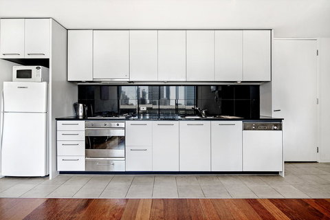 ULTIQA Little Collins (located At The Hero Apartment Building) - Accommodation Broome 7