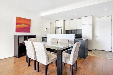 ULTIQA Little Collins (located At The Hero Apartment Building) - Accommodation Broome 17