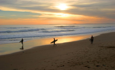 Stunning Waterfront Only 10 Minutes To Phillip Island - FREE EV UNIT 7kW For Electric Cars - Pet Friendly, Fireplace FREE WIFI Wine & Chocolates - Accommodation Broome 11