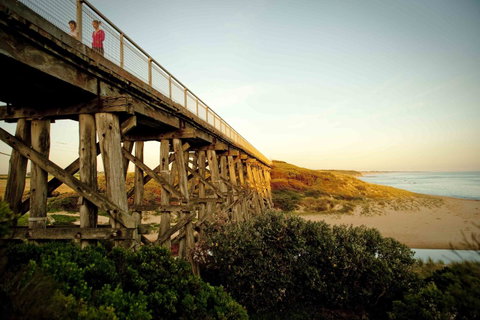 Stunning Waterfront Only 10 Minutes To Phillip Island - FREE EV UNIT 7kW For Electric Cars - Pet Friendly, Fireplace FREE WIFI Wine & Chocolates - Accommodation Broome 20