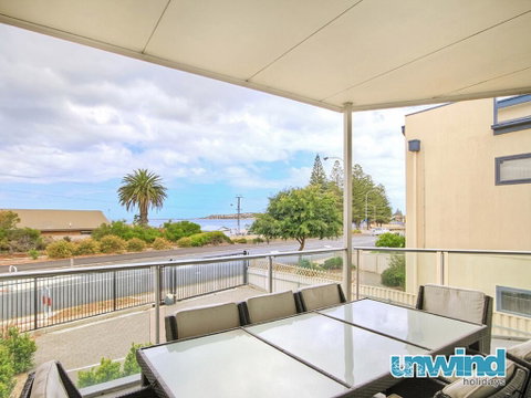 The Block Views Apartments Victor Harbor - Accommodation Broome 3