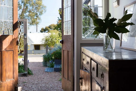 The Blue Barn - Accommodation Broome 2