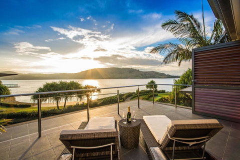 The Blue Marlin Yacht Club Villa 6 On Hamilton Island - Accommodation Broome 0