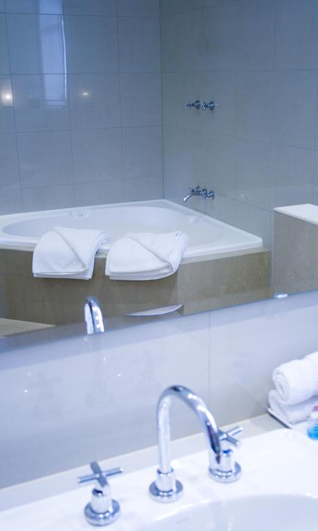 The Bridgetown Hotel - Accommodation Broome 3