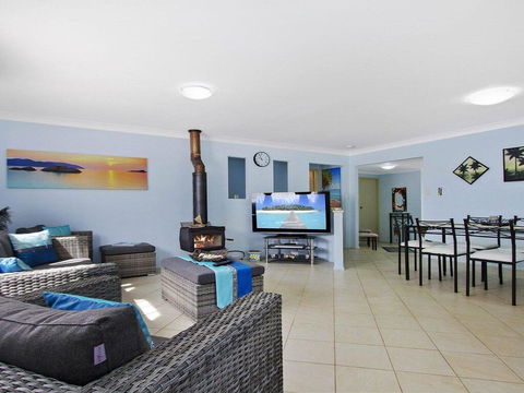 The Burra Break - 3 Minute Walk To Beach Access - Accommodation Broome 0