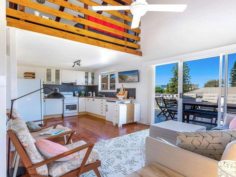 The Chalet At Callala Beach - Beach House Character - Accommodation Broome 0